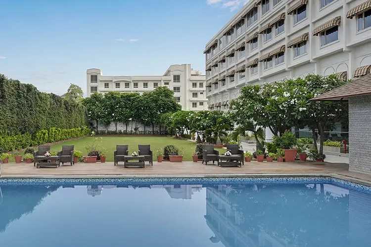 . Valley View Resort